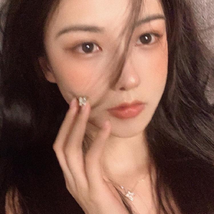 濑田宗次郎（身份：十刃最强、“天剑”、微笑的修罗） - 综艺未删减在线观看 - 云端追剧